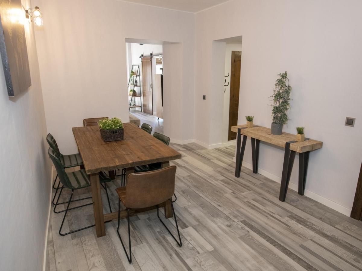 Elegante Apartamento Para 5 En El Centro De Caceres Con Wifi المظهر الخارجي الصورة