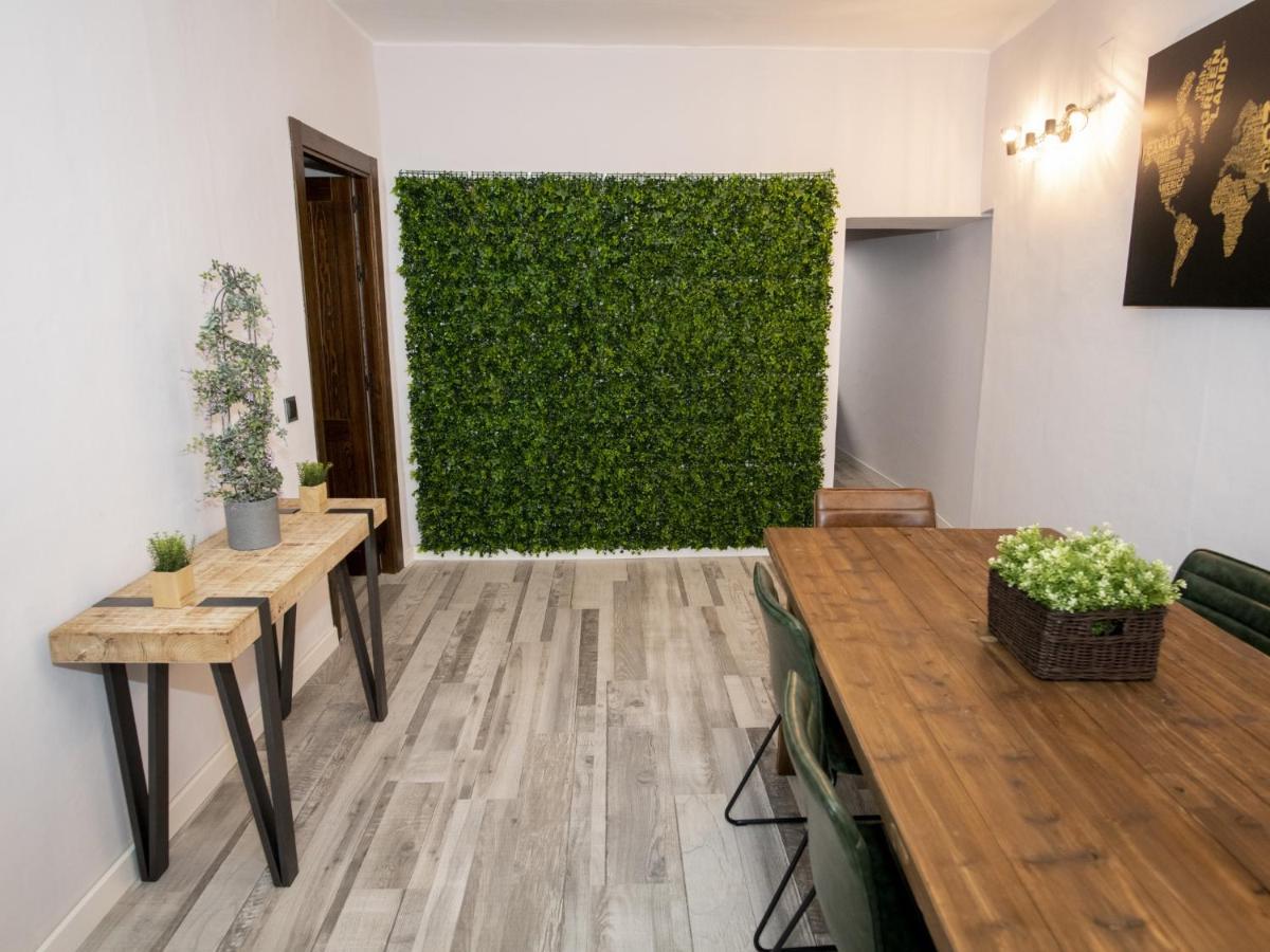 Elegante Apartamento Para 5 En El Centro De Caceres Con Wifi المظهر الخارجي الصورة