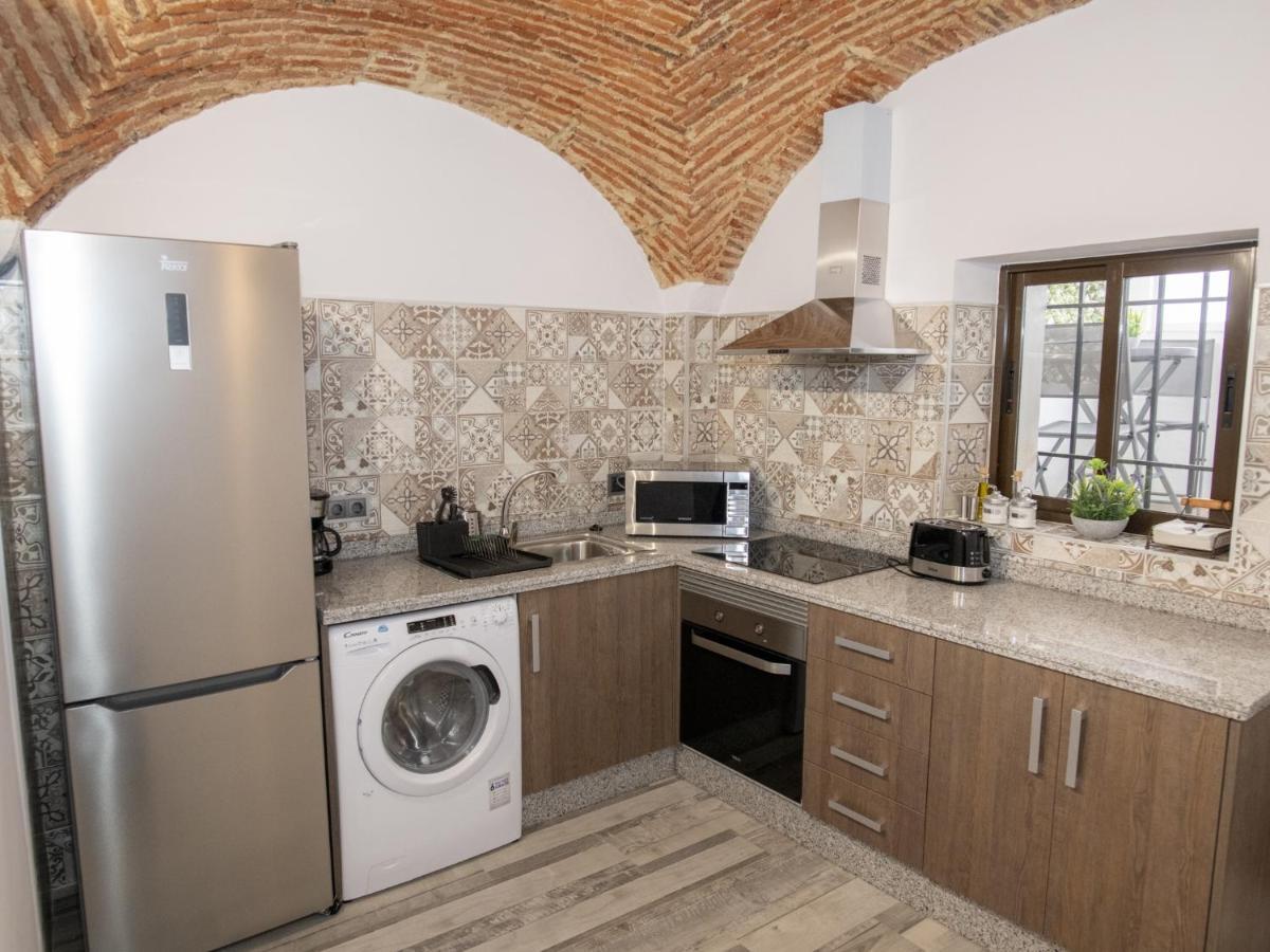 Elegante Apartamento Para 5 En El Centro De Caceres Con Wifi المظهر الخارجي الصورة
