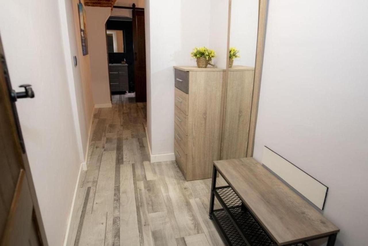 Elegante Apartamento Para 5 En El Centro De Caceres Con Wifi المظهر الخارجي الصورة