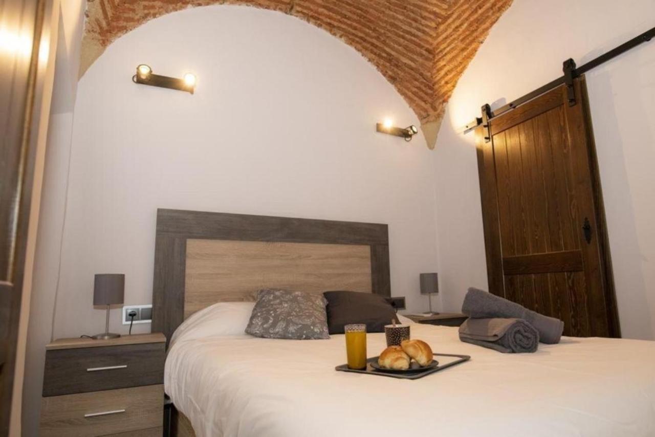 Elegante Apartamento Para 5 En El Centro De Caceres Con Wifi المظهر الخارجي الصورة